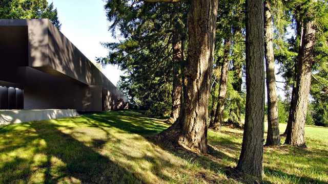 Linear House - Fernwood Rd, Salt Spring Island, BC, Canada
