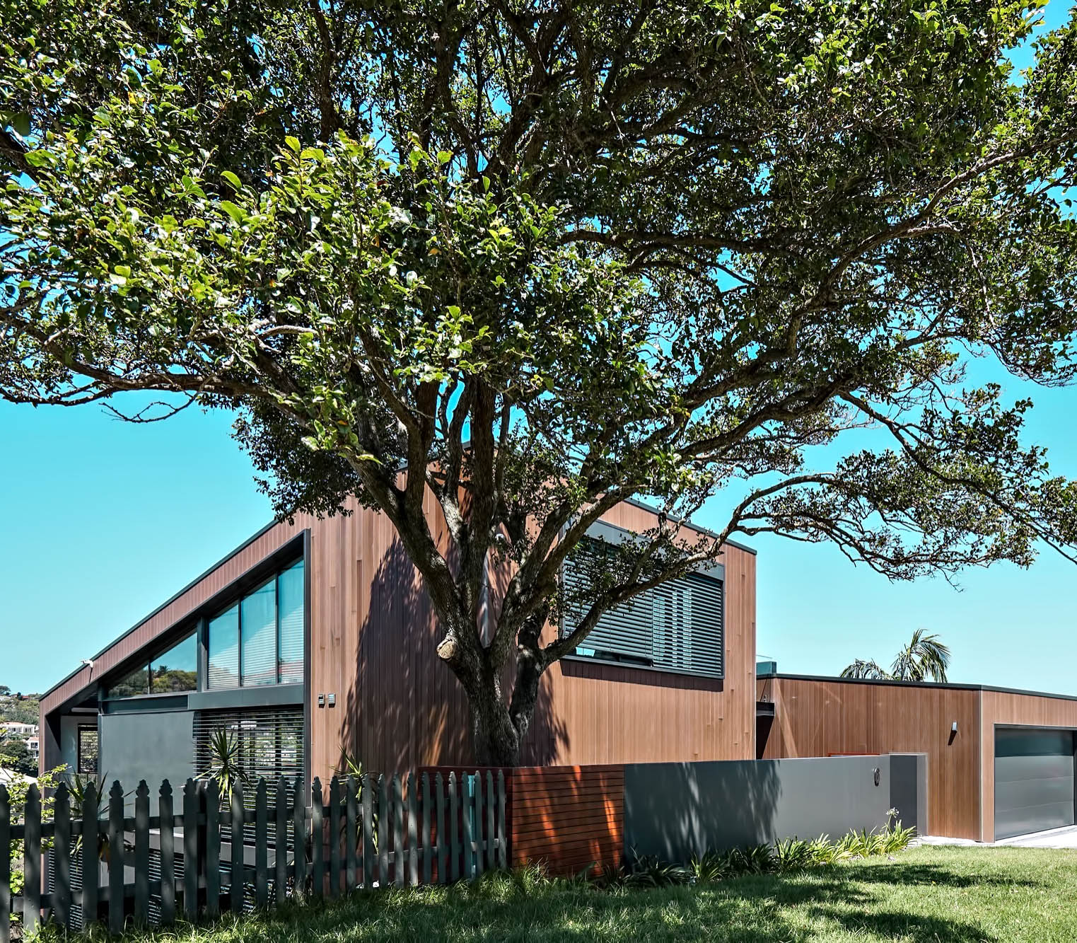 Seaforth House Residence - Sydney, New South Wales, Australia