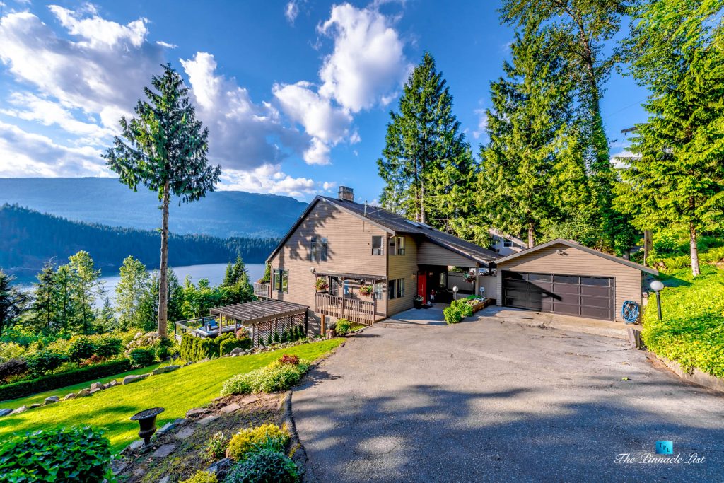 3825 Bedwell Bay Rd, Belcarra, BC, Canada 🇨🇦 SOLD 1,850,000