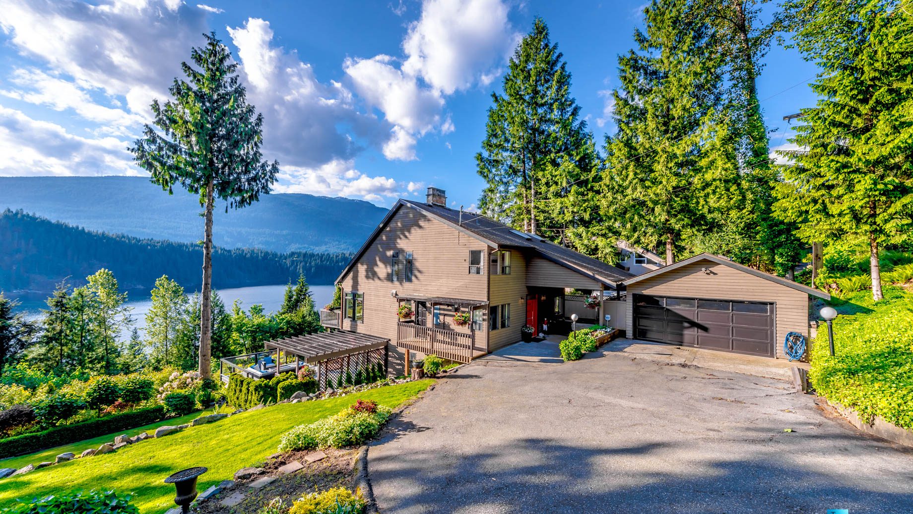 3825 Bedwell Bay Rd, Belcarra, BC, Canada 🇨🇦 – SOLD – $1,850,000 – Pinnacle Group