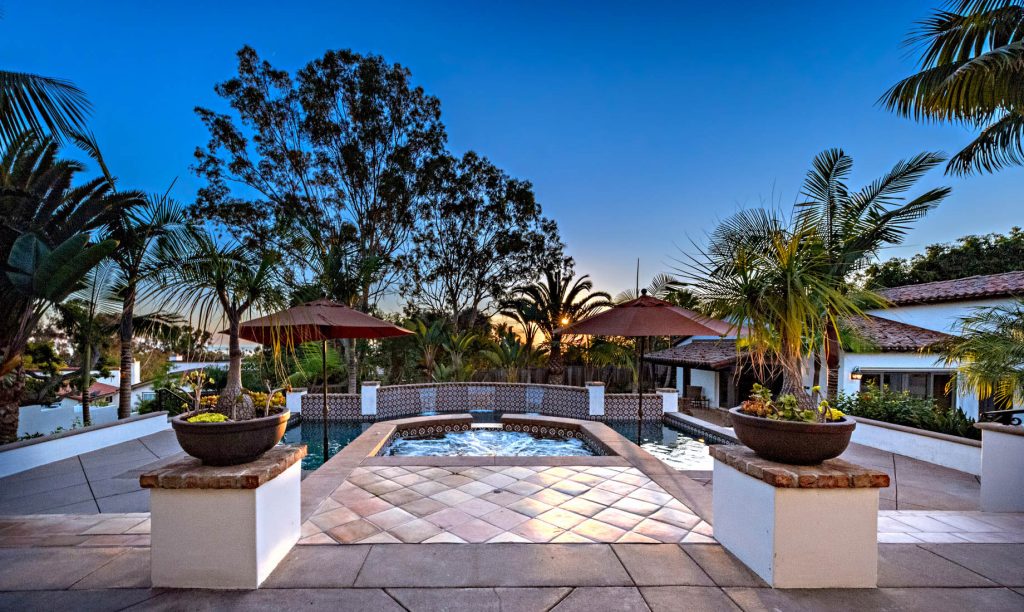 La Cuesta Estate 202 Avenida La Cuesta, San Clemente, CA, USA The