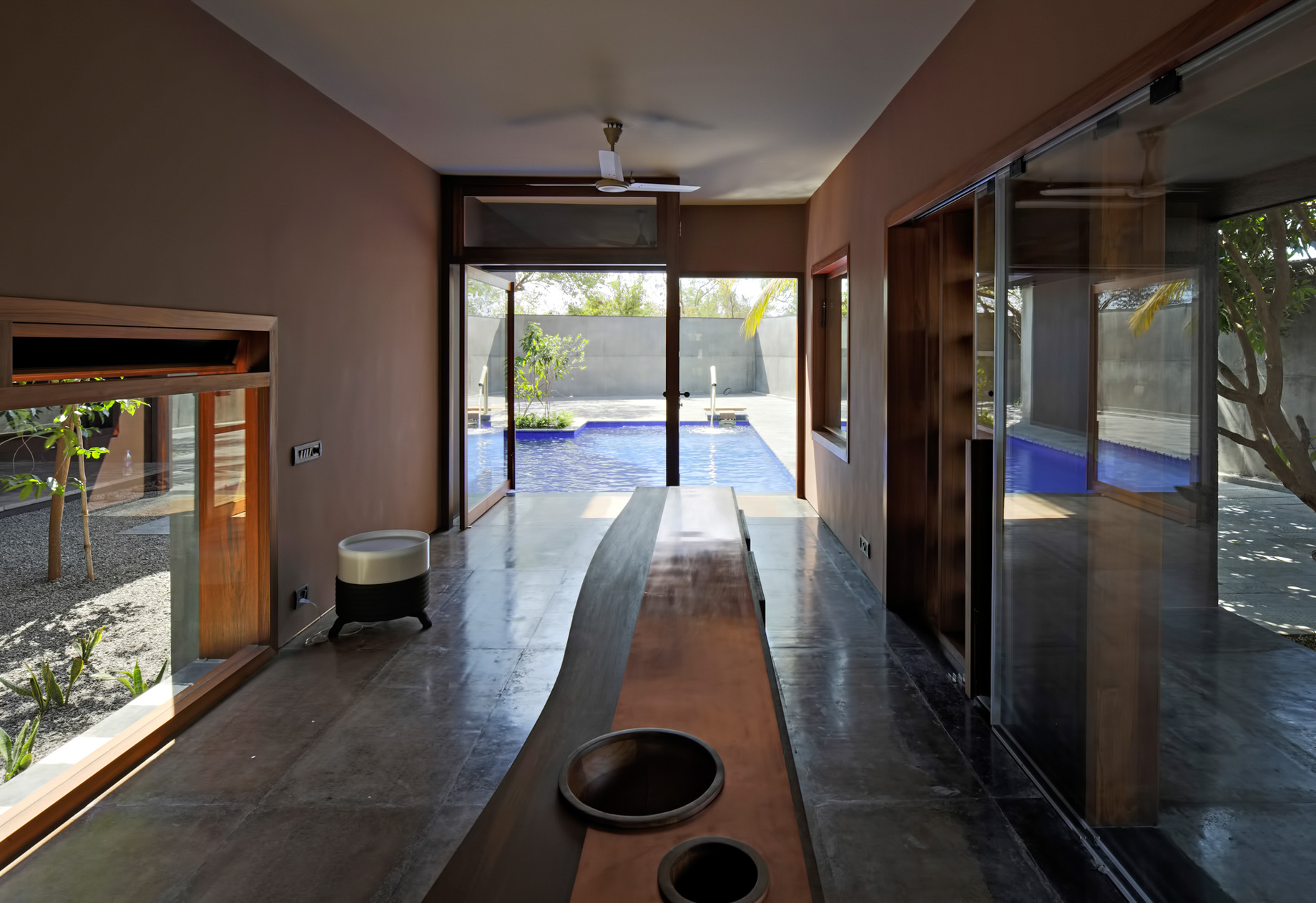 Shadow House Luxury Residence - Mumbai, Maharashtra, India