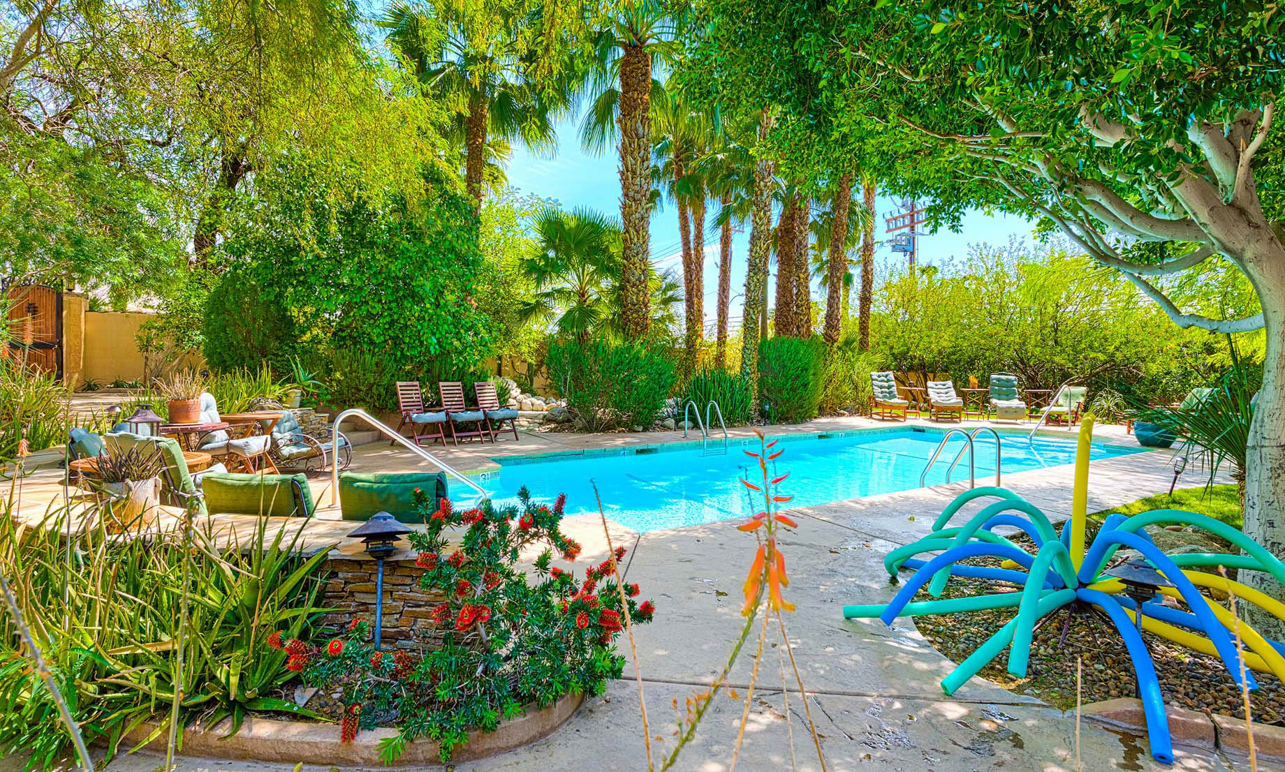 Hacienda Hot Springs Inn - Eliseo Rd, Desert Hot Springs, CA, USA