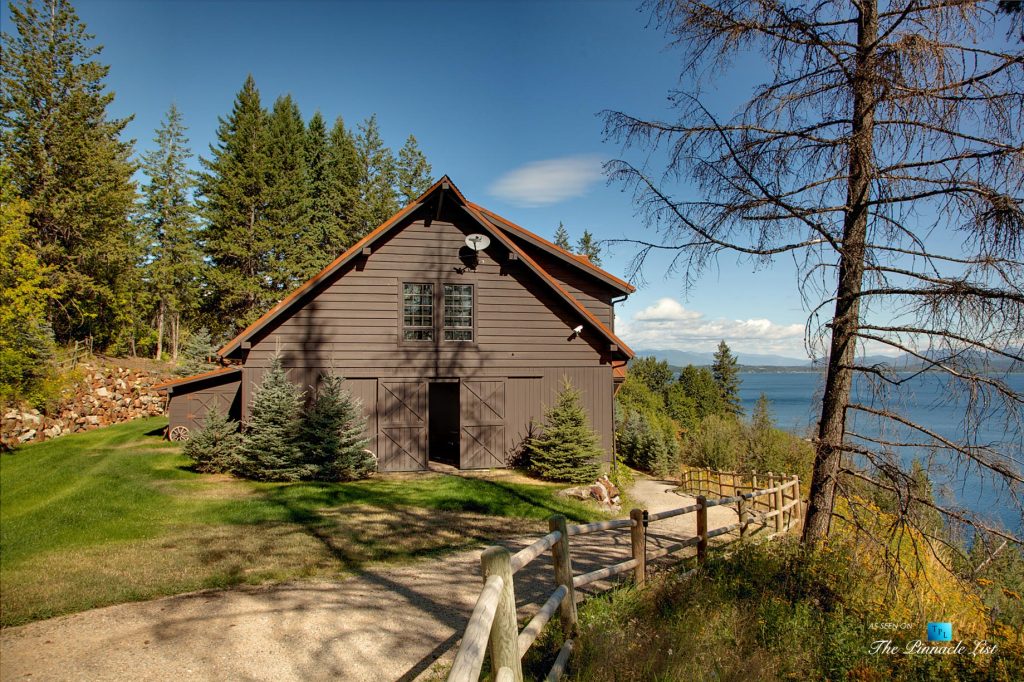 Stable - Thunder Ranch - 7095 Bottle Bay Rd, Sagle, ID, USA