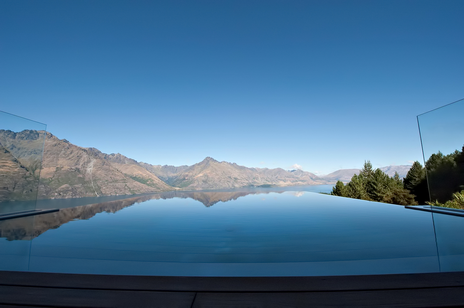 Jagged Edge Luxury Residence – Queenstown, New Zealand