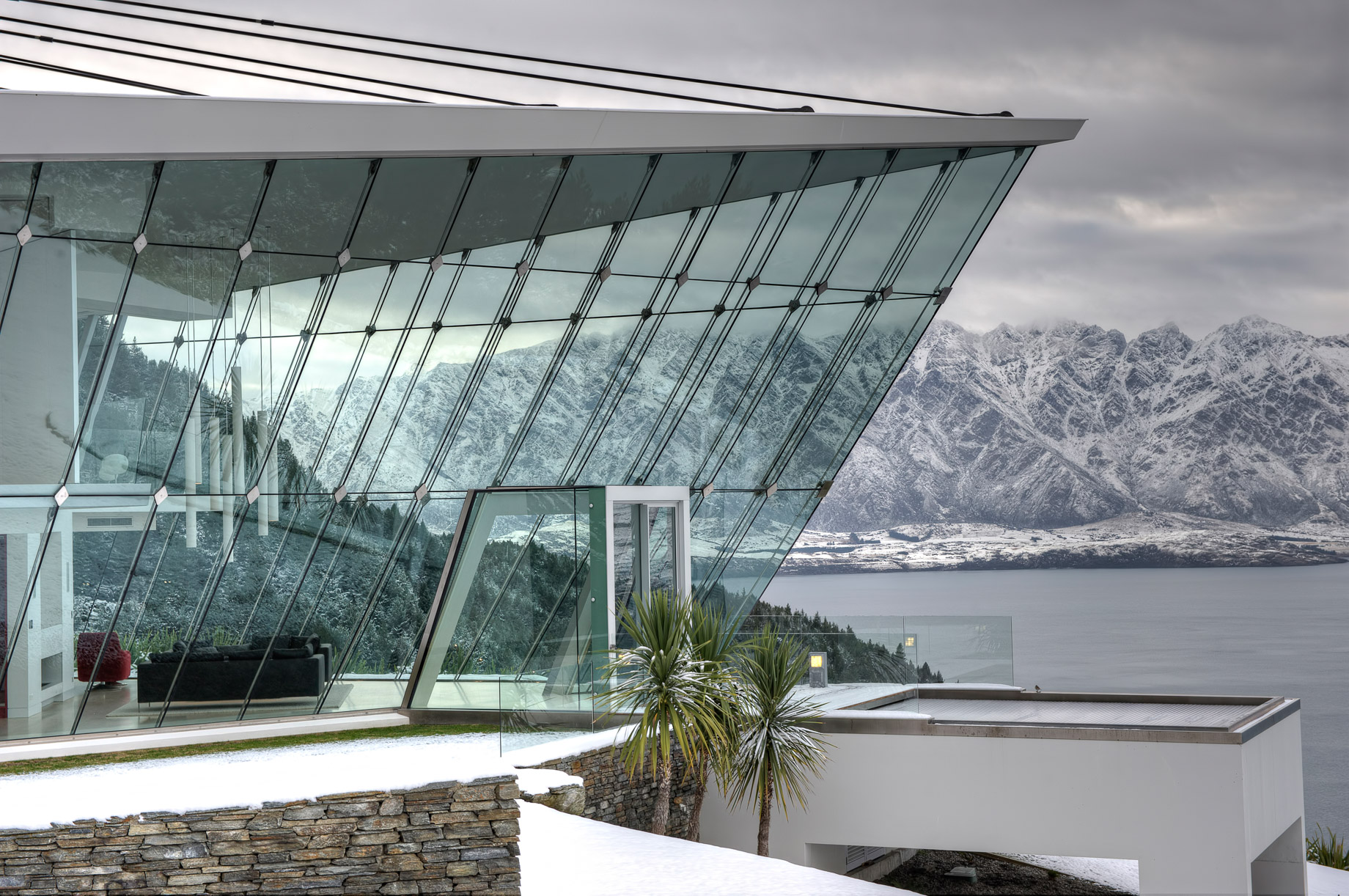 Jagged Edge Luxury Residence - Queenstown, New Zealand