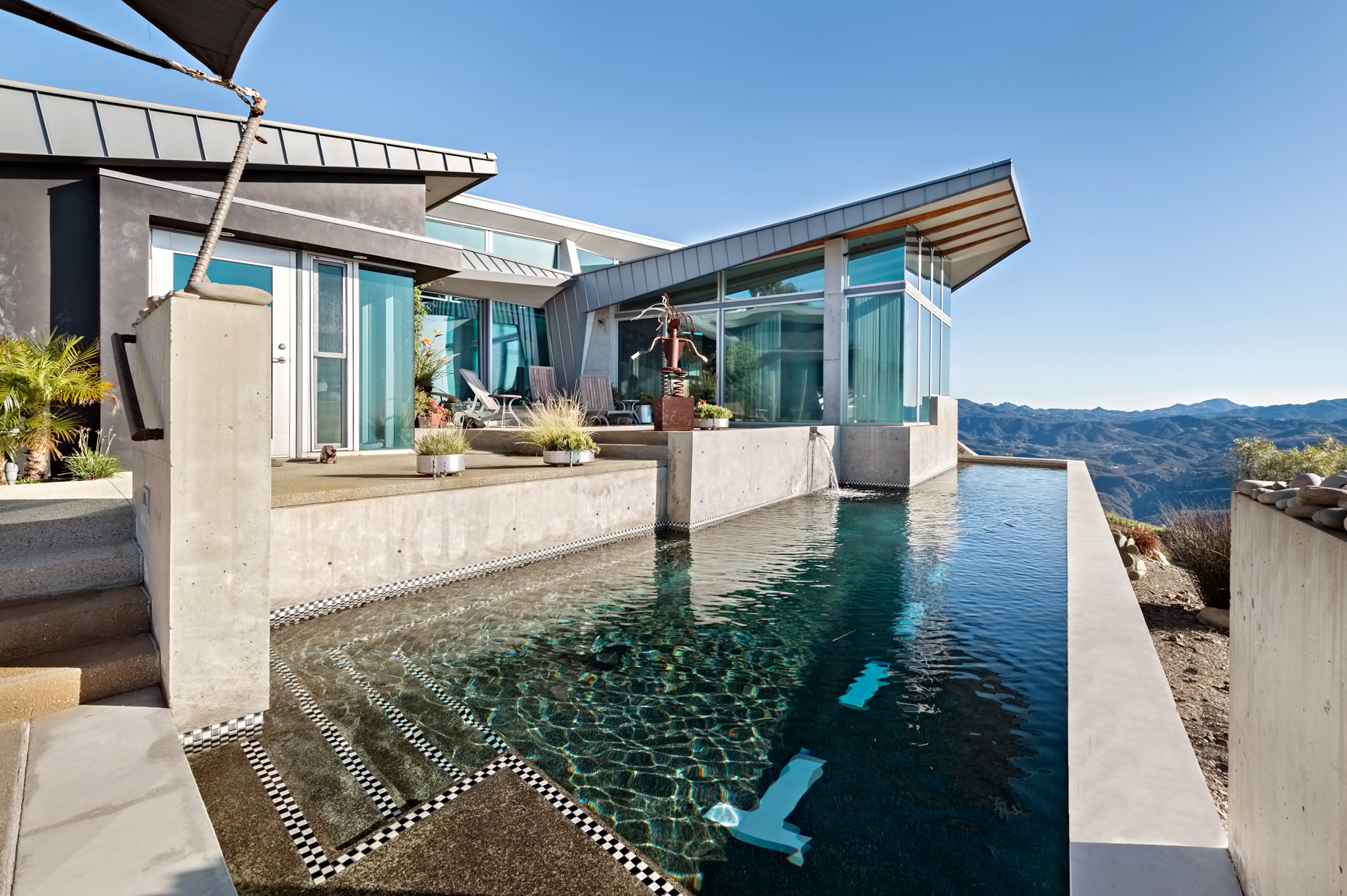 Mataja Luxury Residence - 12815 Yellow Hill Rd, Malibu, CA, USA