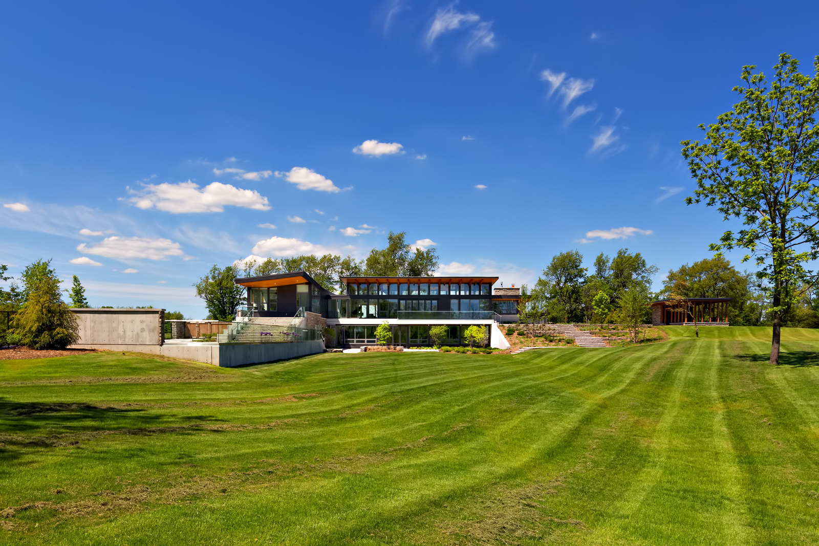 Millgrove House Luxury Residence – Hamilton, ON, Canada