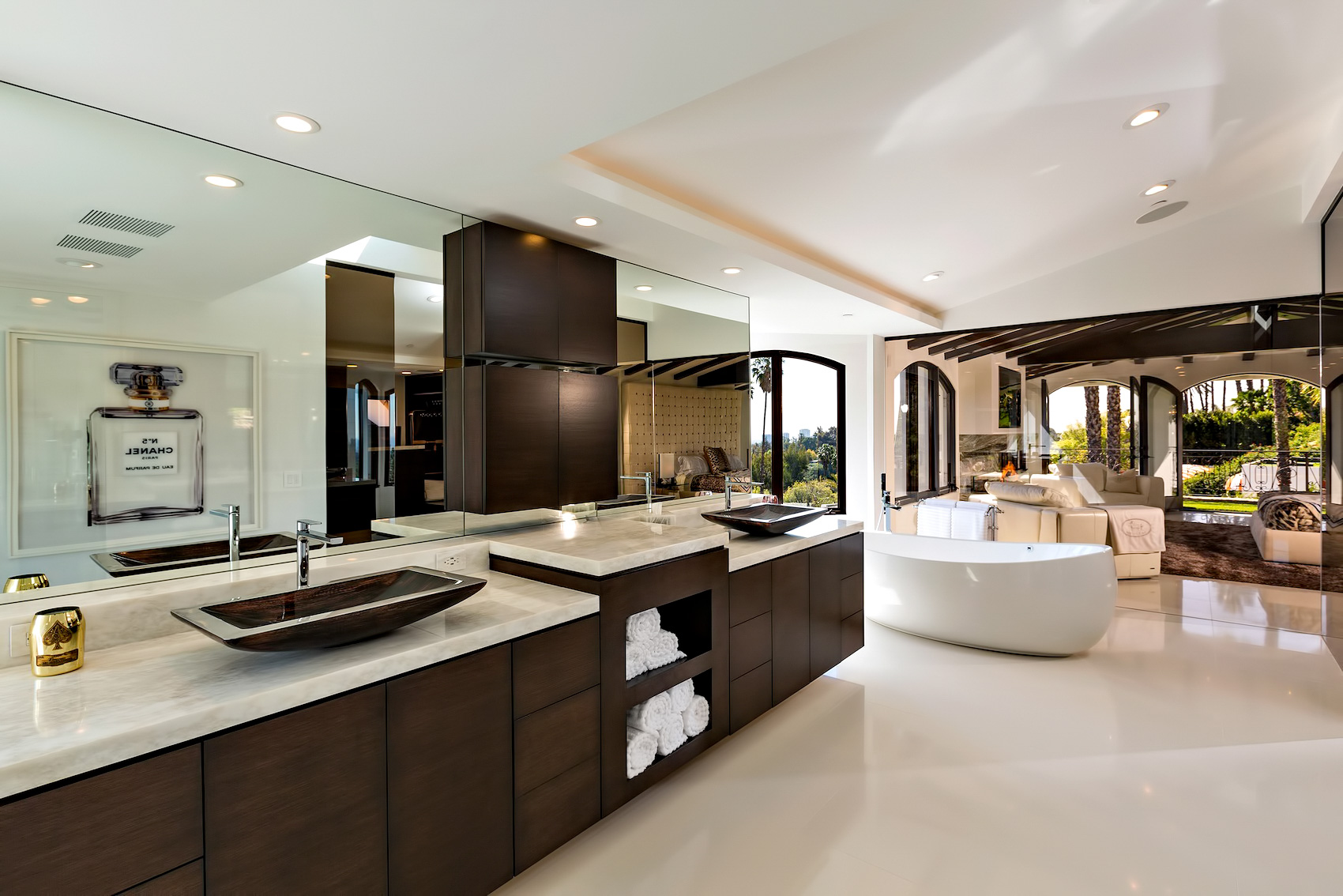 Cielo Luxury Retreat – 10048 Cielo Dr, Beverly Hills, CA, USA