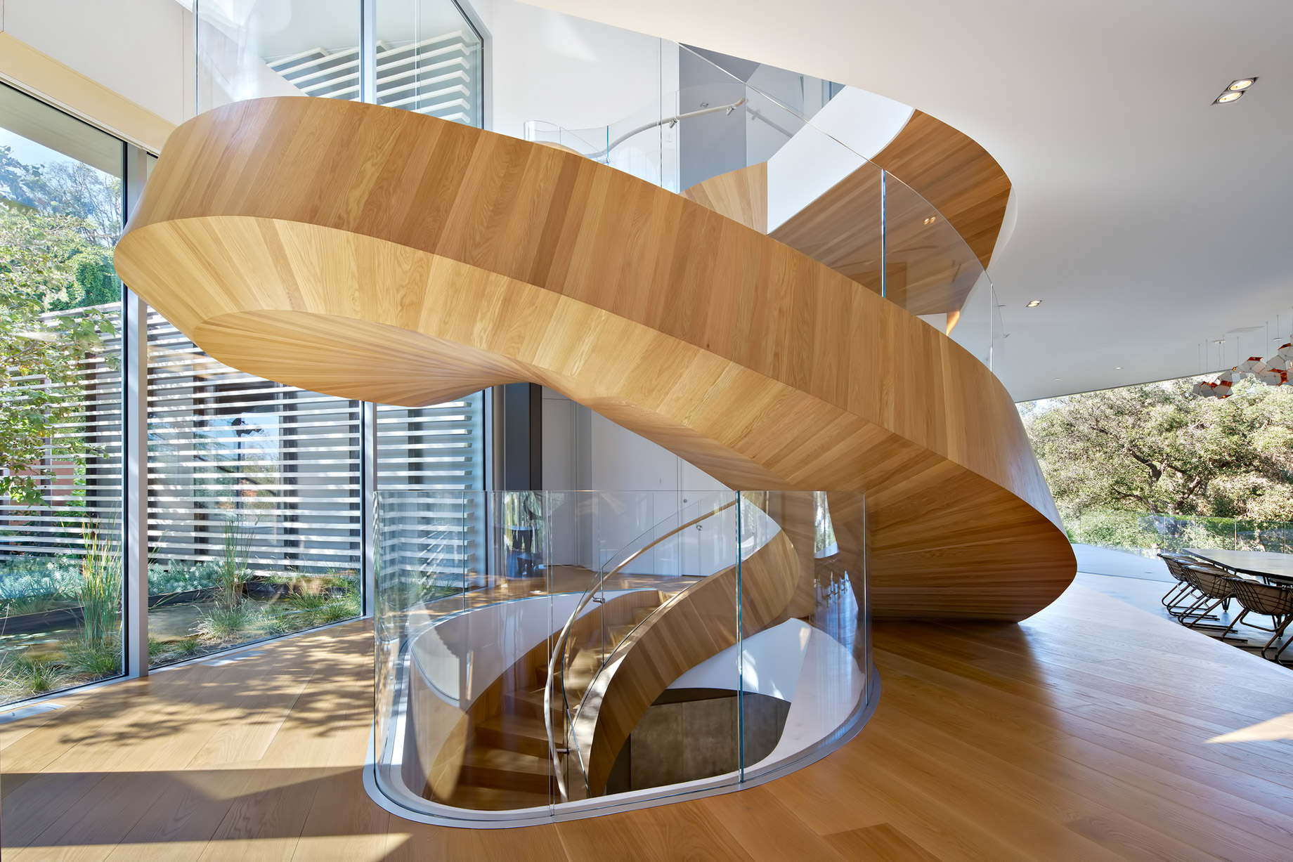 Tree Top Residence – North Barrington Ave, Los Angeles, CA, USA