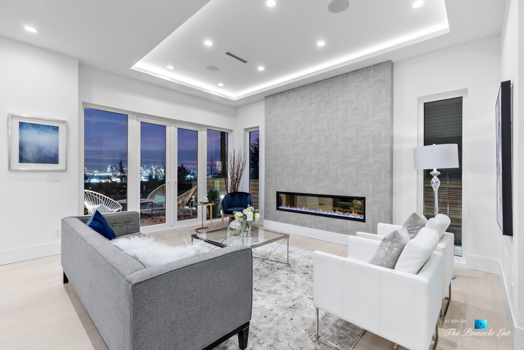 Luxury Real Estate 822 Cumberland Crescent, North Vancouver, BC