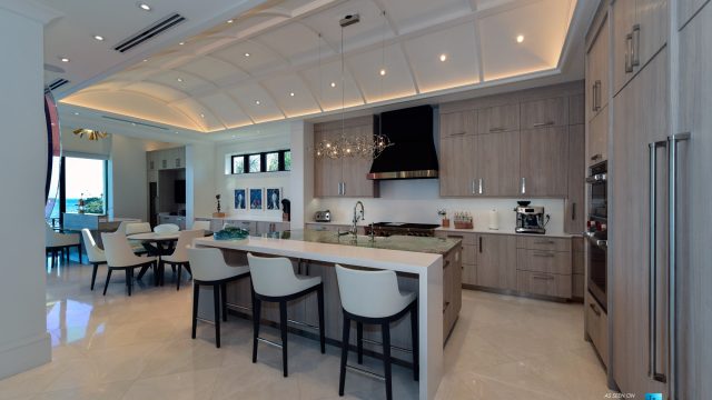 103 Andros Rd, Key Largo, FL, USA - Gourmet Kitchen - Luxury Real Estate - Ocean Reef Club Home