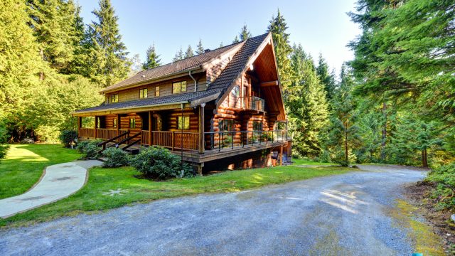 105 Elementary Rd, Anmore, BC, Canada