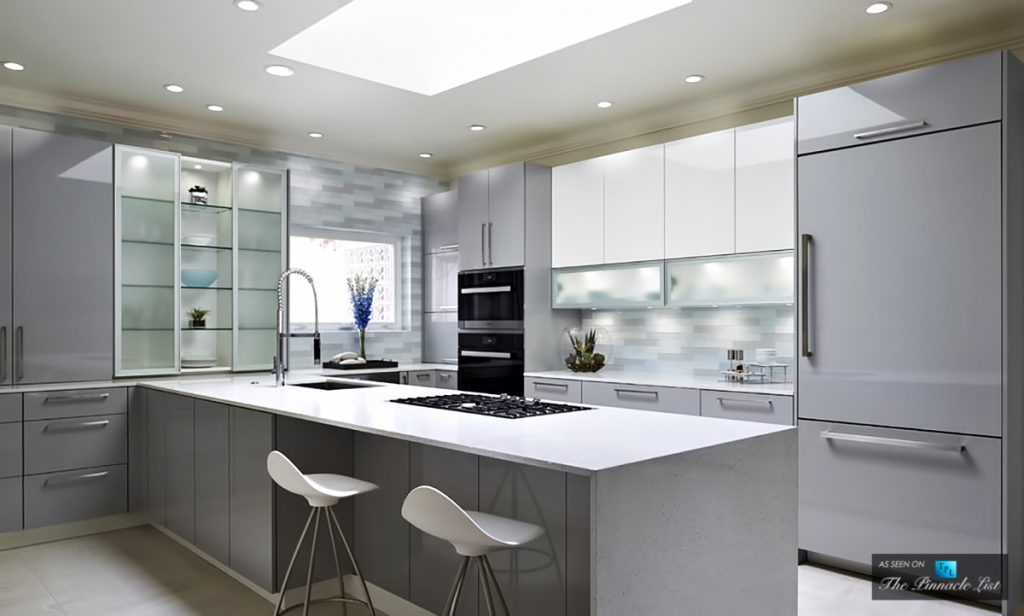 Stunningly Modern, High Gloss Kitchen Design in Norman, Oklahoma