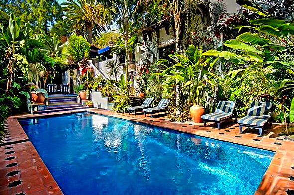 Ben Stiller’s Tropical Pool Paradise at Home
