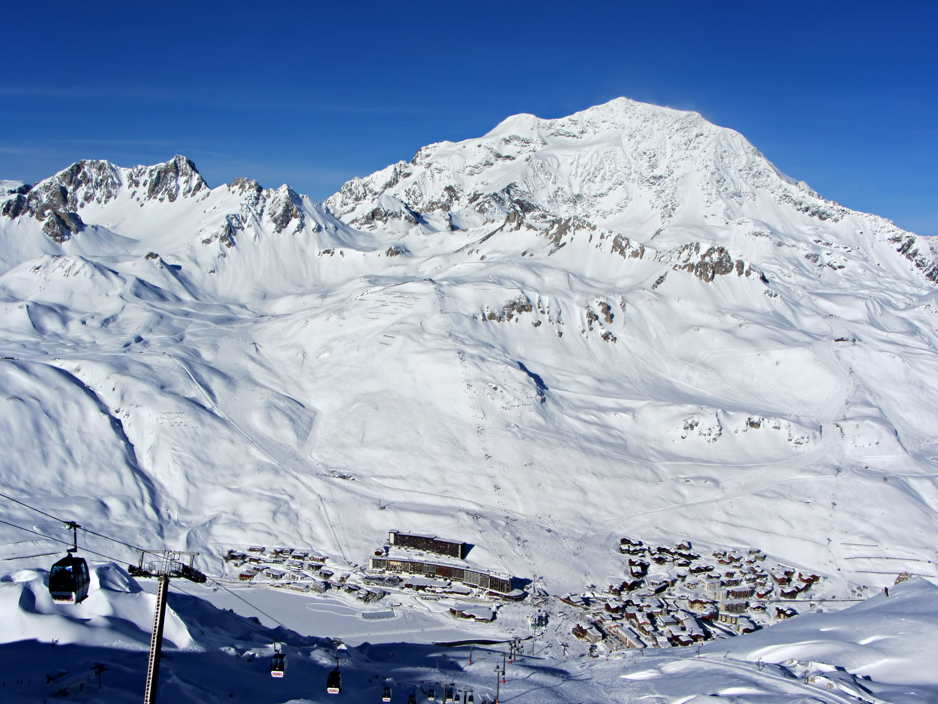 Tignes - French Alps Mountain Resort - An Exclusive Très Chic Luxury Winter Paradise