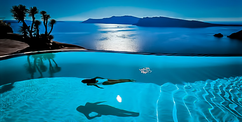 Perivolas Luxury Hotel Infinity Pool in Santorini, Greece