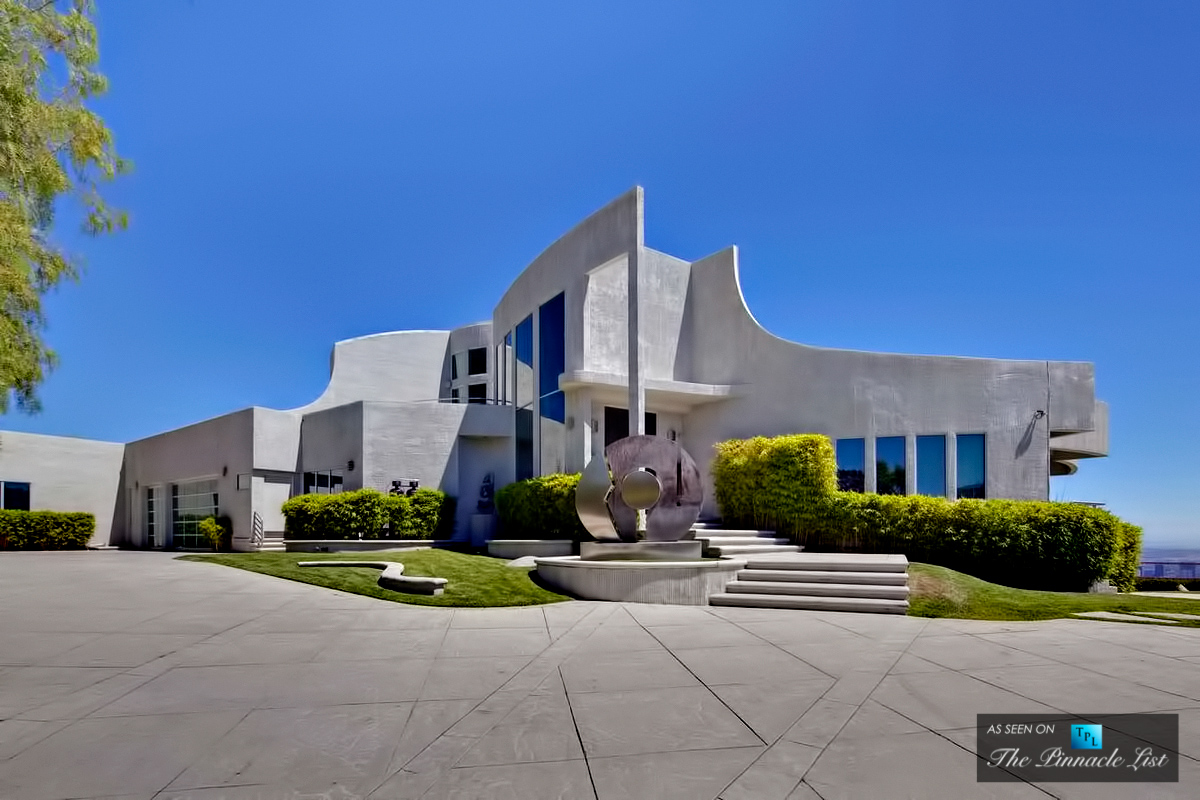 Sold in 2013 for $20 Million – 1 Electra Ct, Los Angeles, CA 90046