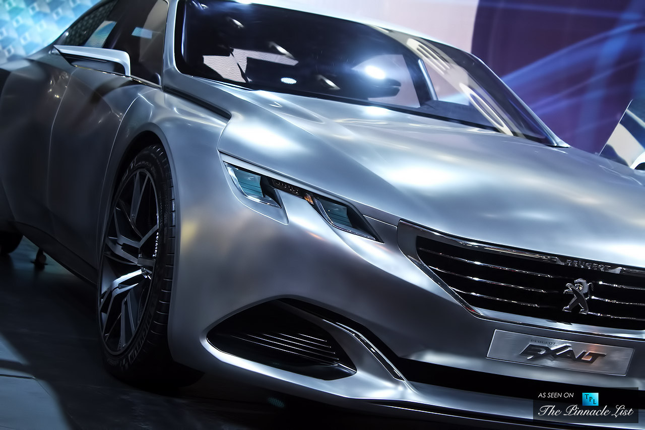 2014 Peugeot Exalt – Paris Motor Show