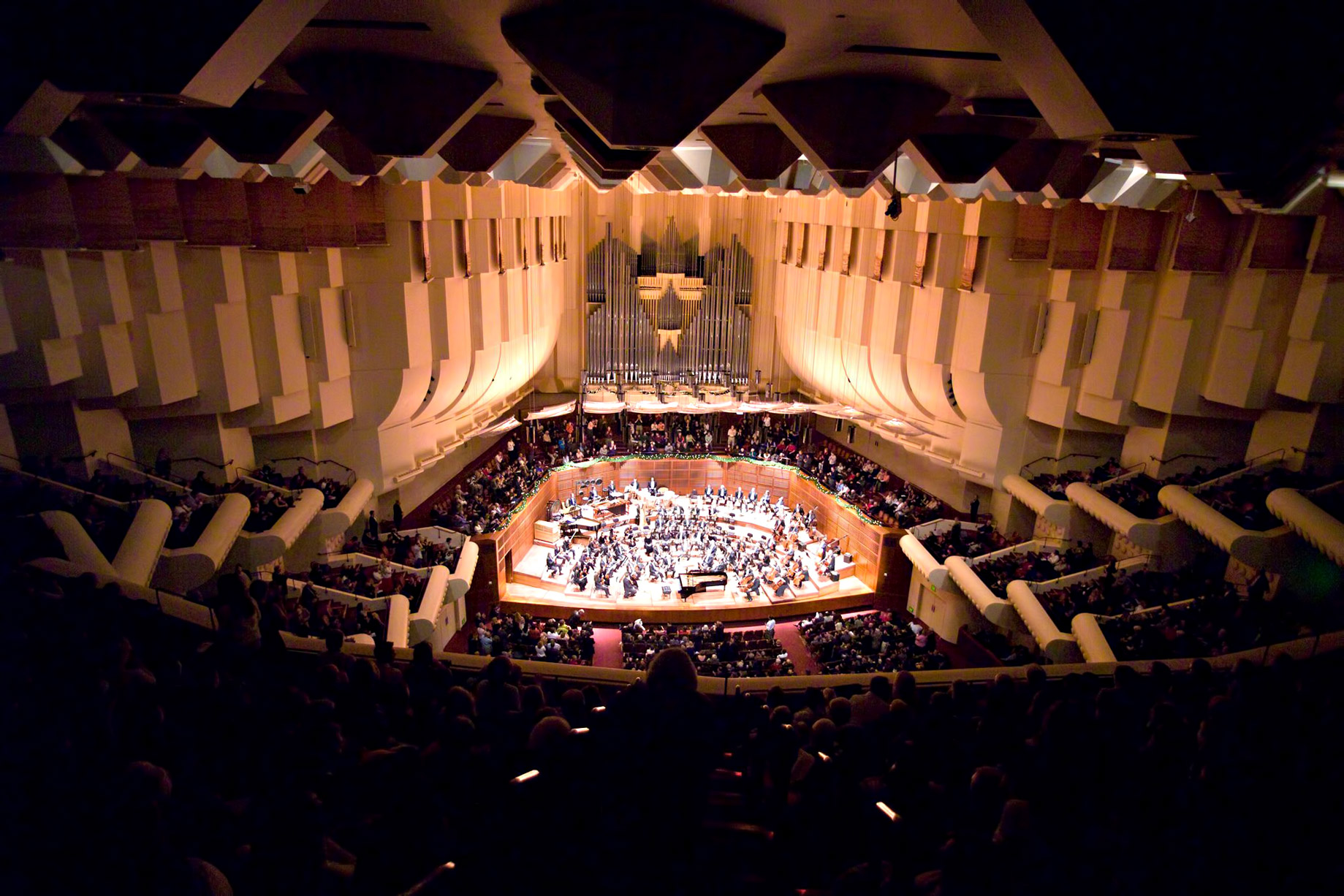 San Francisco Symphony - 201 Van Ness Ave, San Francisco, CA, USA