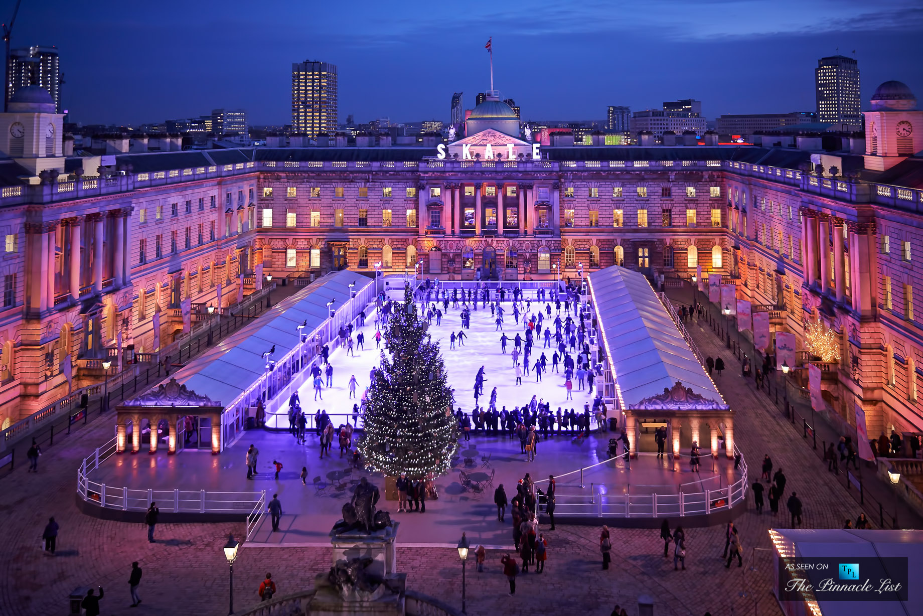 The Story Behind the Walls - Somerset House at the Strand in London