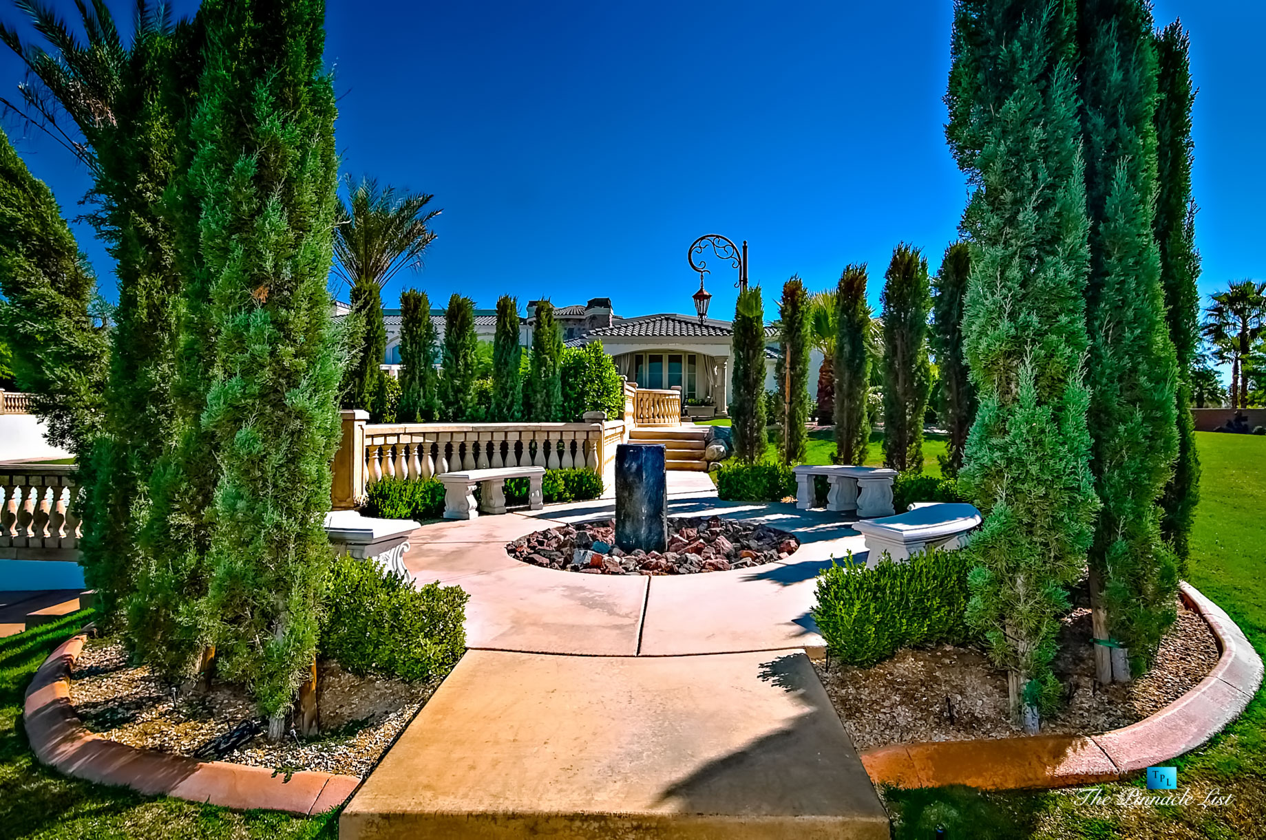 1 St Petersburg Ct, Rancho Mirage, CA, USA