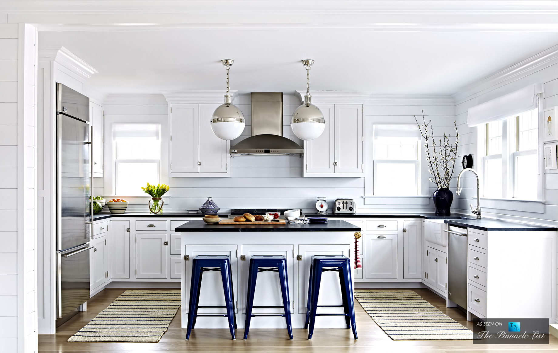 Determine the Number of Fixtures Needed – How To Modernize Your Home For Selling with Kitchen Pendant Lights