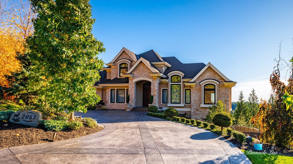 Audio 2057 Ridge Mountain Dr, Anmore, BC, Canada Andrea Jauck The