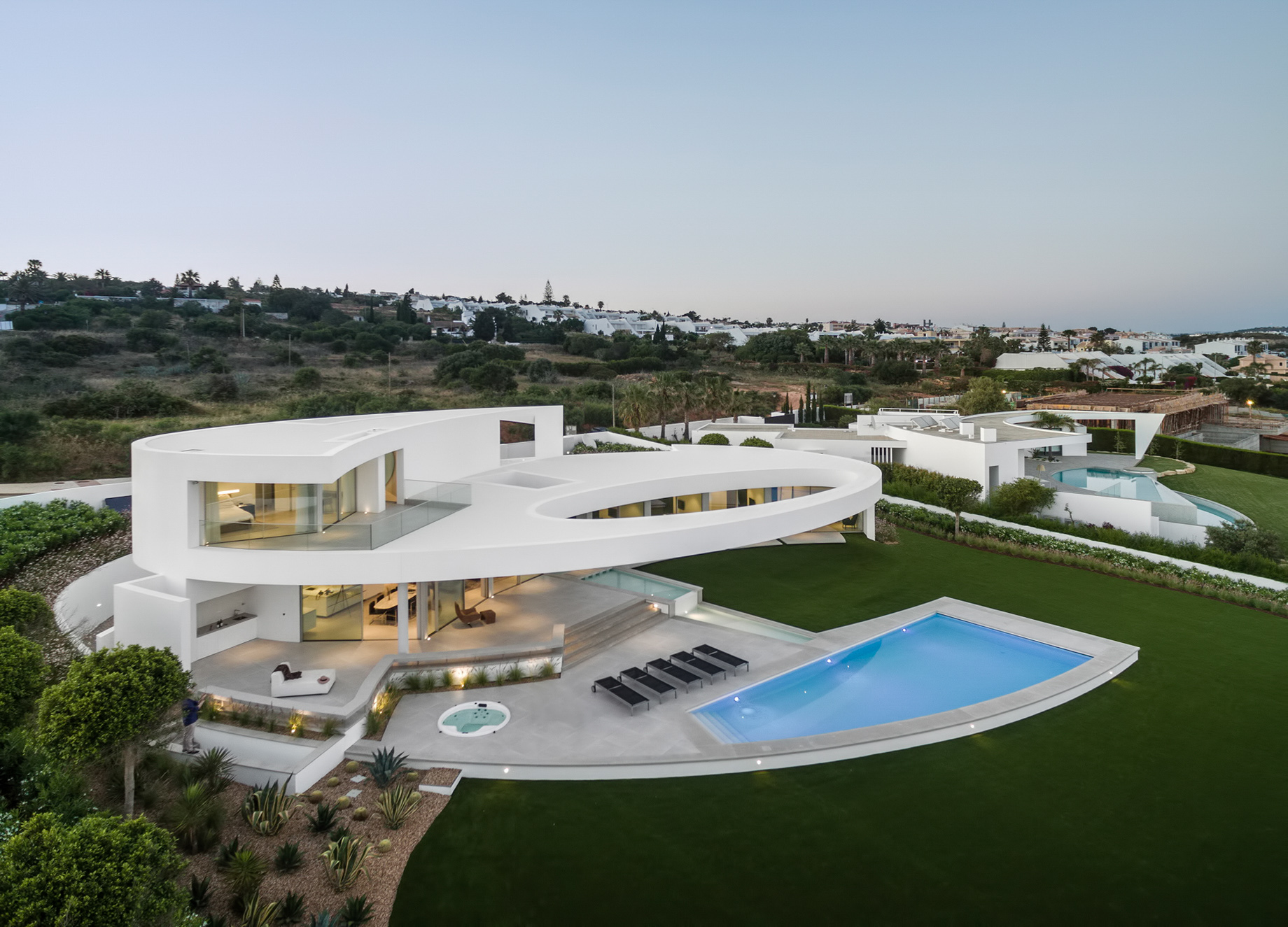 Casa Eliptica Luxury Residence - Praia da Luz, Algarve, Portugal