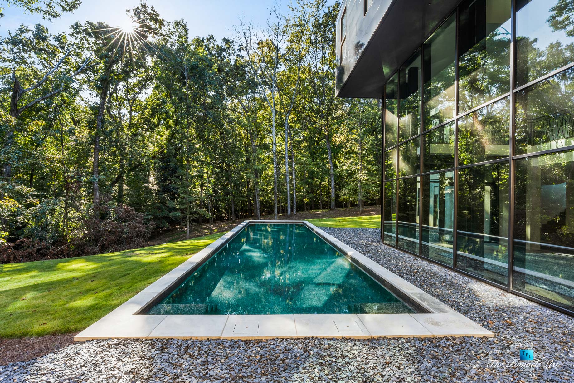 2716 Ridgewood Rd NW, Atlanta, GA, USA – Backyard House View – Luxury Real Estate – Modern Contemporary Buckhead Home