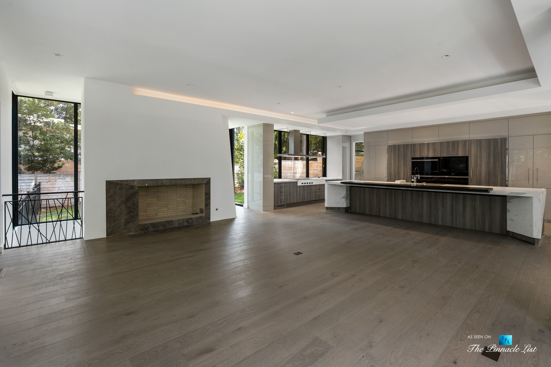 2716 Ridgewood Rd NW, Atlanta, GA, USA – Kitchen – Luxury Real Estate – Modern Contemporary Buckhead Home