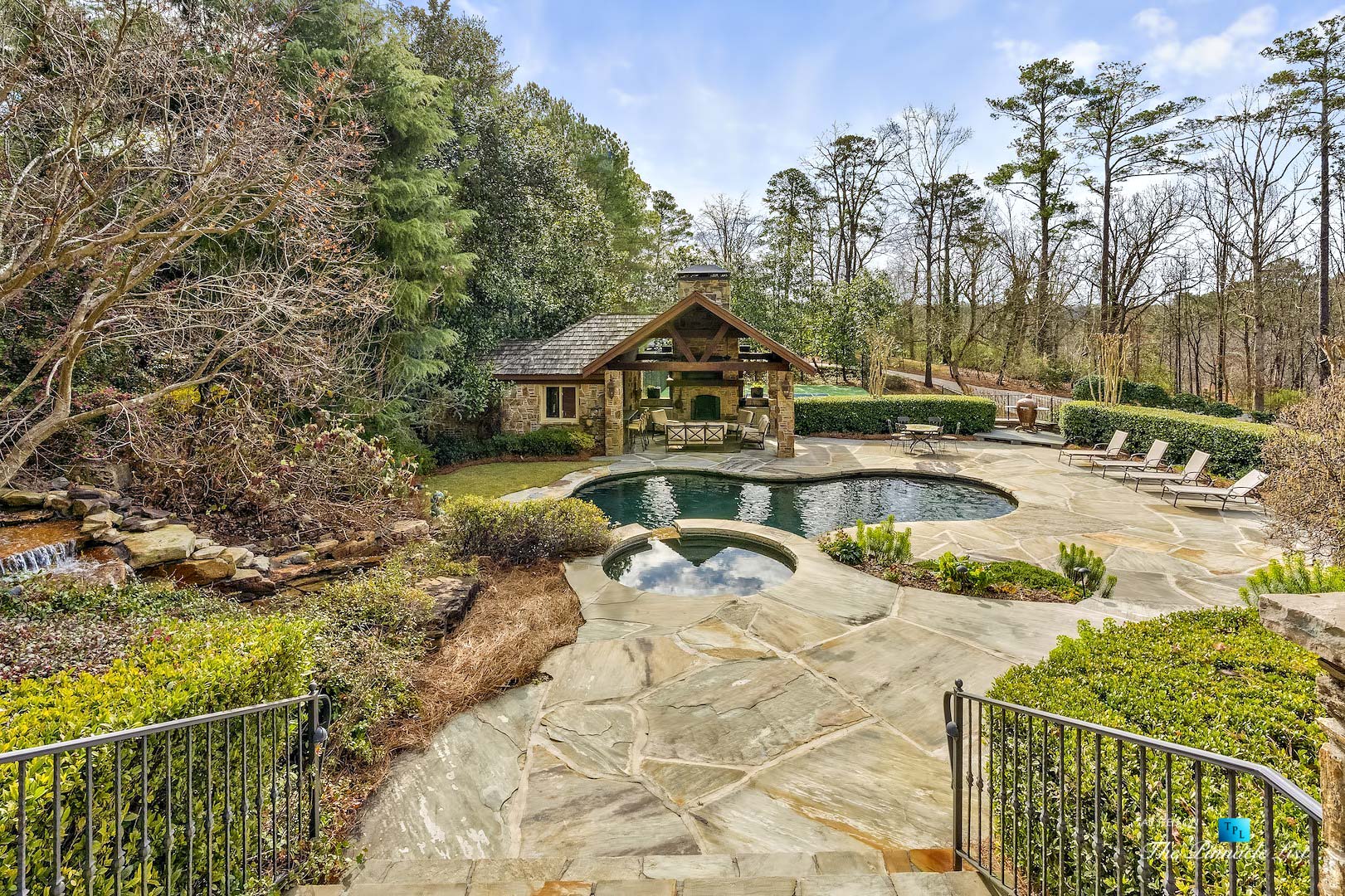 75 Finch Forest Trail, Atlanta, GA, USA – Backyard Pool and Pool House – Luxury Real Estate – Sandy Springs Home