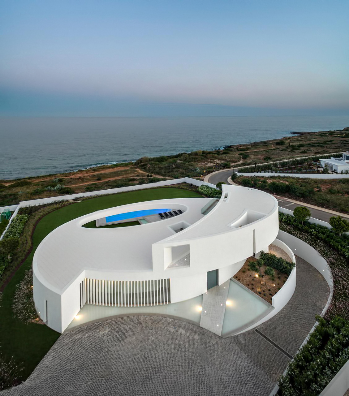 Casa Eliptica Luxury Residence - Praia da Luz, Algarve, Portugal