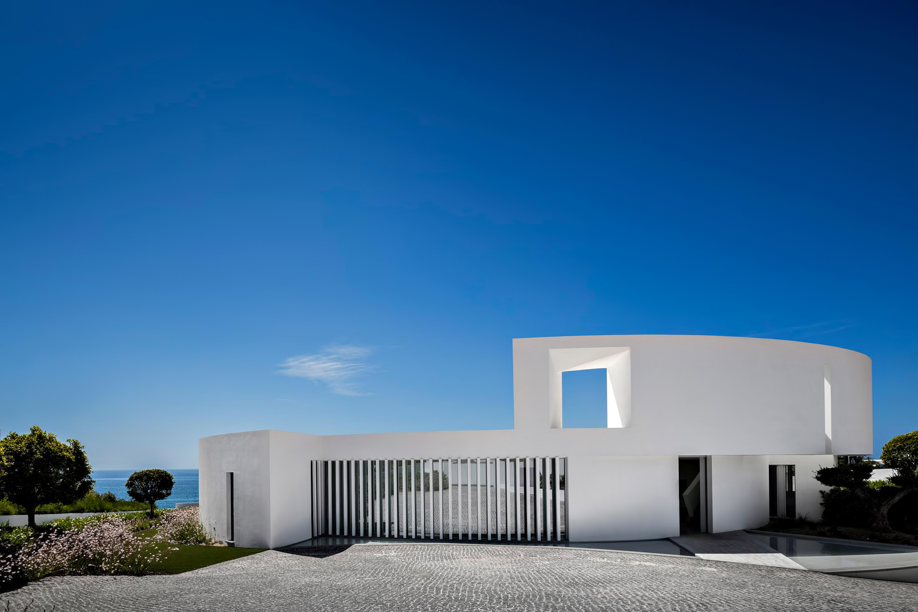 Casa Eliptica Luxury Residence – Praia da Luz, Algarve, Portugal