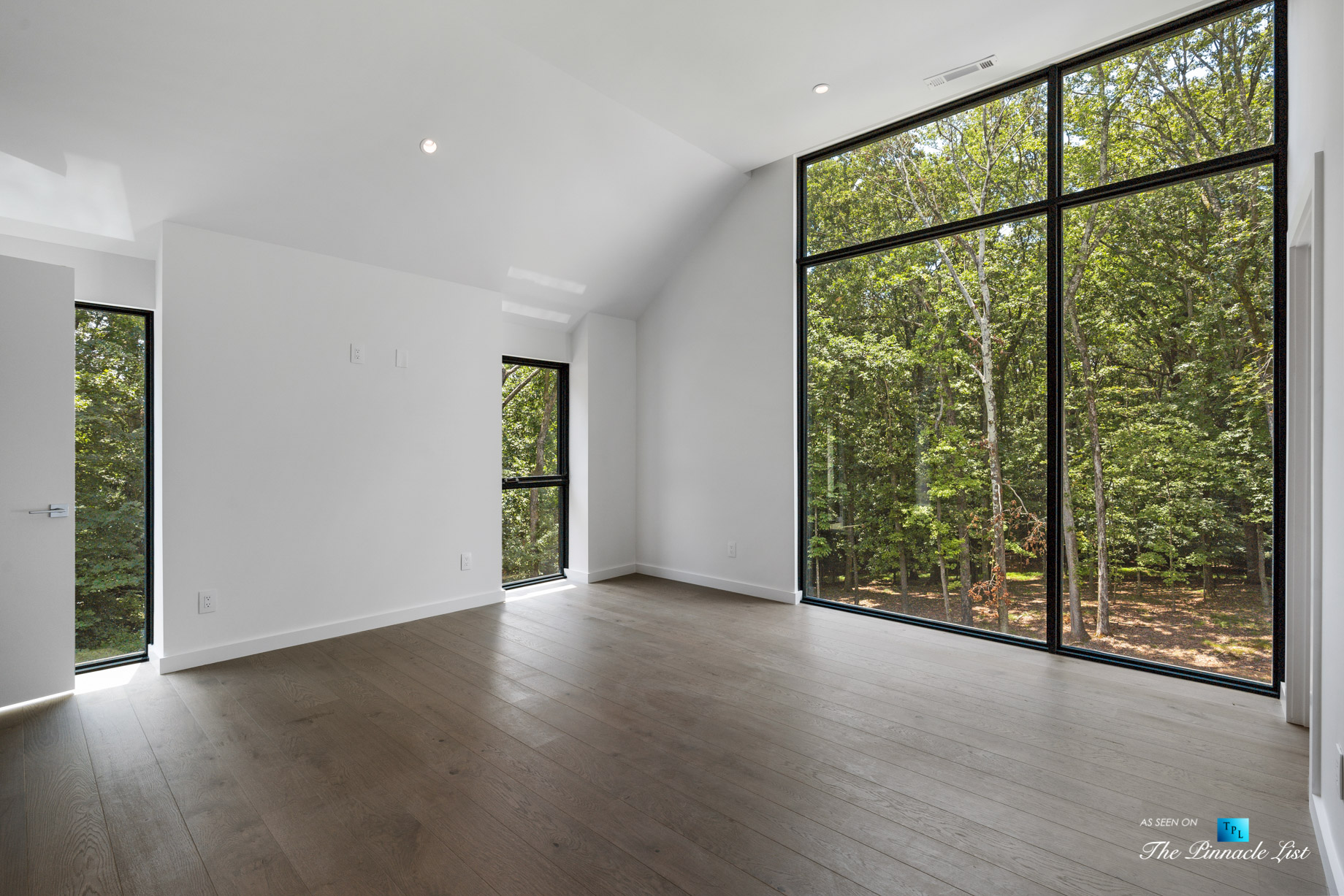 2716 Ridgewood Rd NW, Atlanta, GA, USA – Bedroom – Luxury Real Estate – Modern Contemporary Buckhead Home