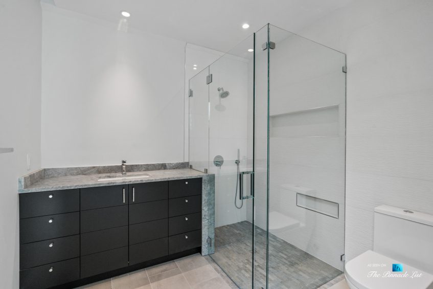 2716 Ridgewood Rd NW, Atlanta, GA, USA - Bathroom - Luxury Real Estate - Modern Contemporary Buckhead Home