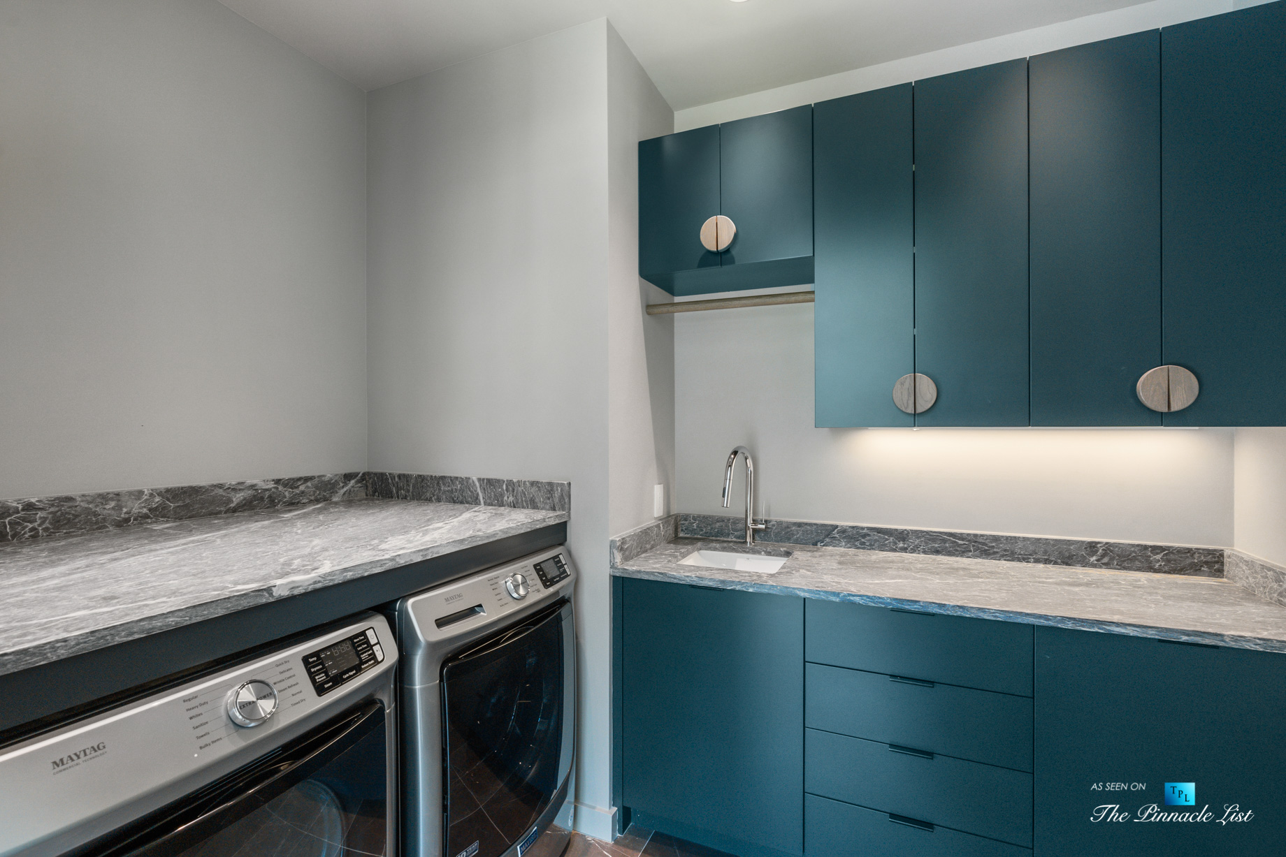 2716 Ridgewood Rd NW, Atlanta, GA, USA – Laundry Room – Luxury Real Estate – Modern Contemporary Buckhead Home