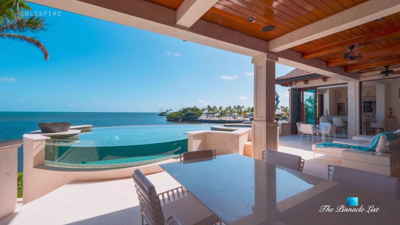 Poolside Views - Ocean Reef Estate - 103 Andros Rd, Key Largo, Florida, USA - Eric Woodward - Story