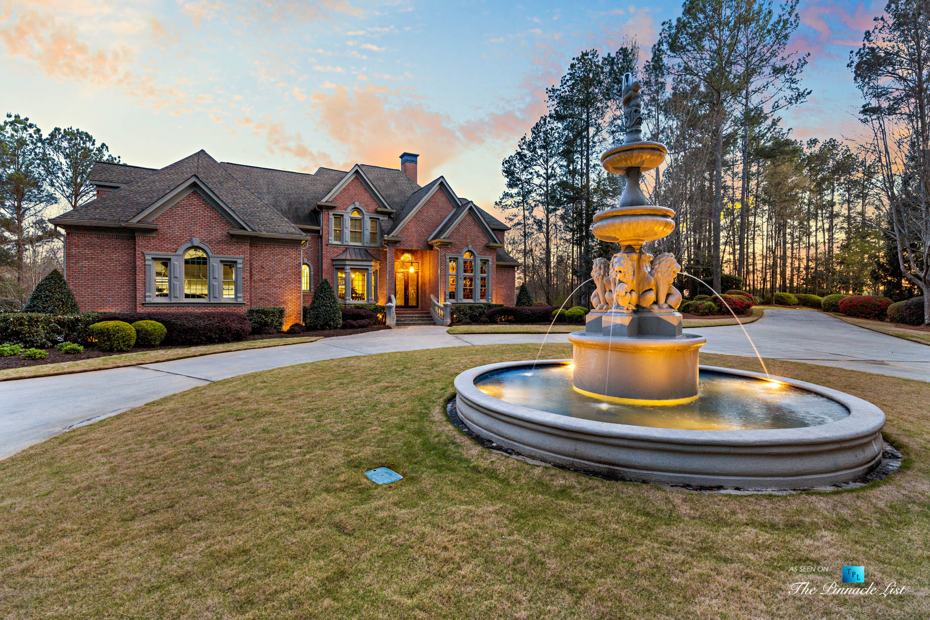 2219 Costley Mill Rd NE, Conyers, GA, USA – Circular Driveway Fountain – Luxury Real Estate – Equestrian Country Home