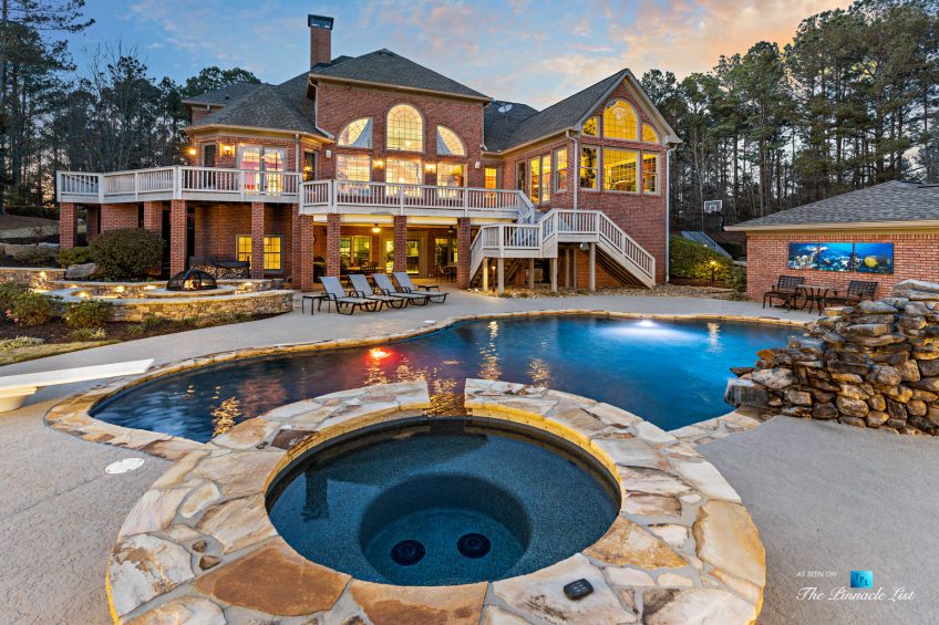 2219 Costley Mill Rd NE, Conyers, GA, USA - Backyard Pool and Hot Tub - Luxury Real Estate - Equestrian Country Home