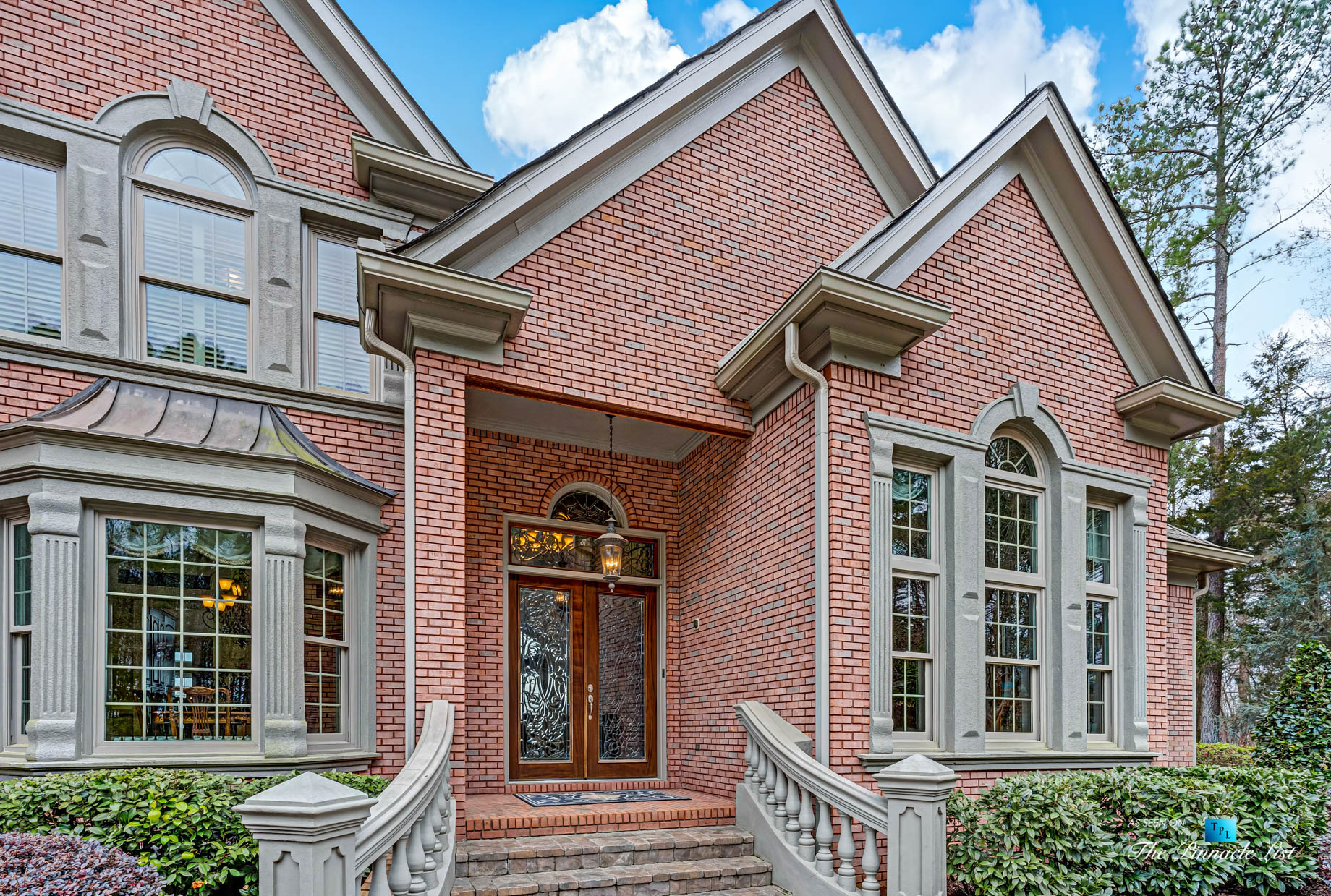 2219 Costley Mill Rd NE, Conyers, GA, USA - Front House Entrance Glass Doors - Luxury Real Estate - Equestrian Country Home