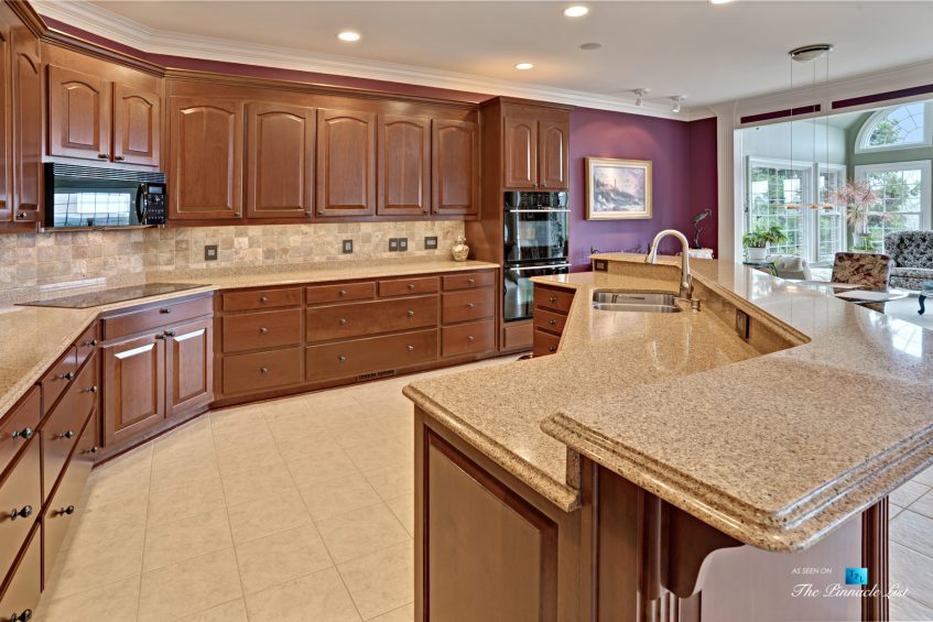 2219 Costley Mill Rd NE, Conyers, GA, USA - Kitchen - Luxury Real Estate - Equestrian Country Home