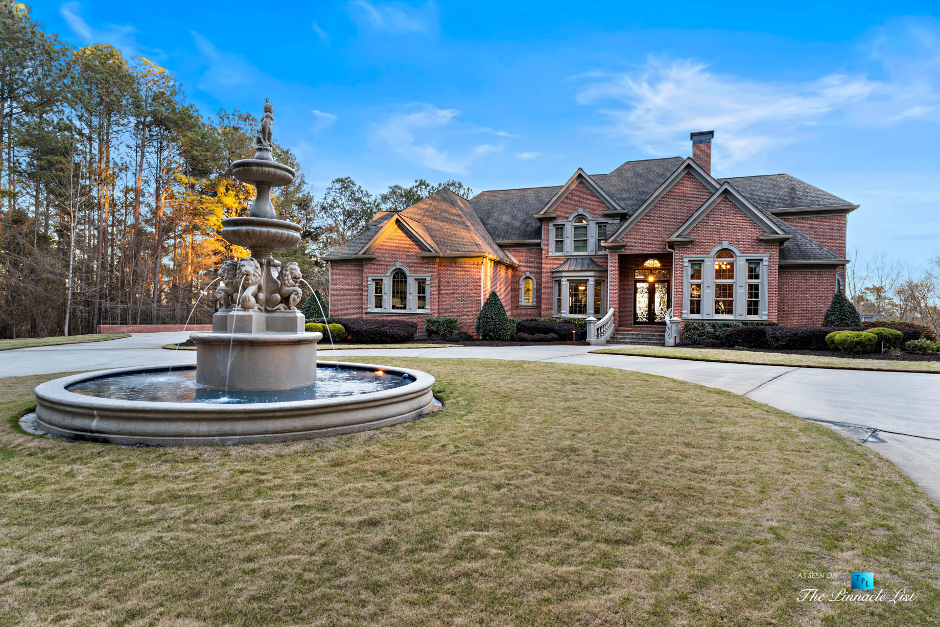 2219 Costley Mill Rd NE, Conyers, GA, USA - Front Property Water Fountain - Luxury Real Estate - Equestrian Country Home