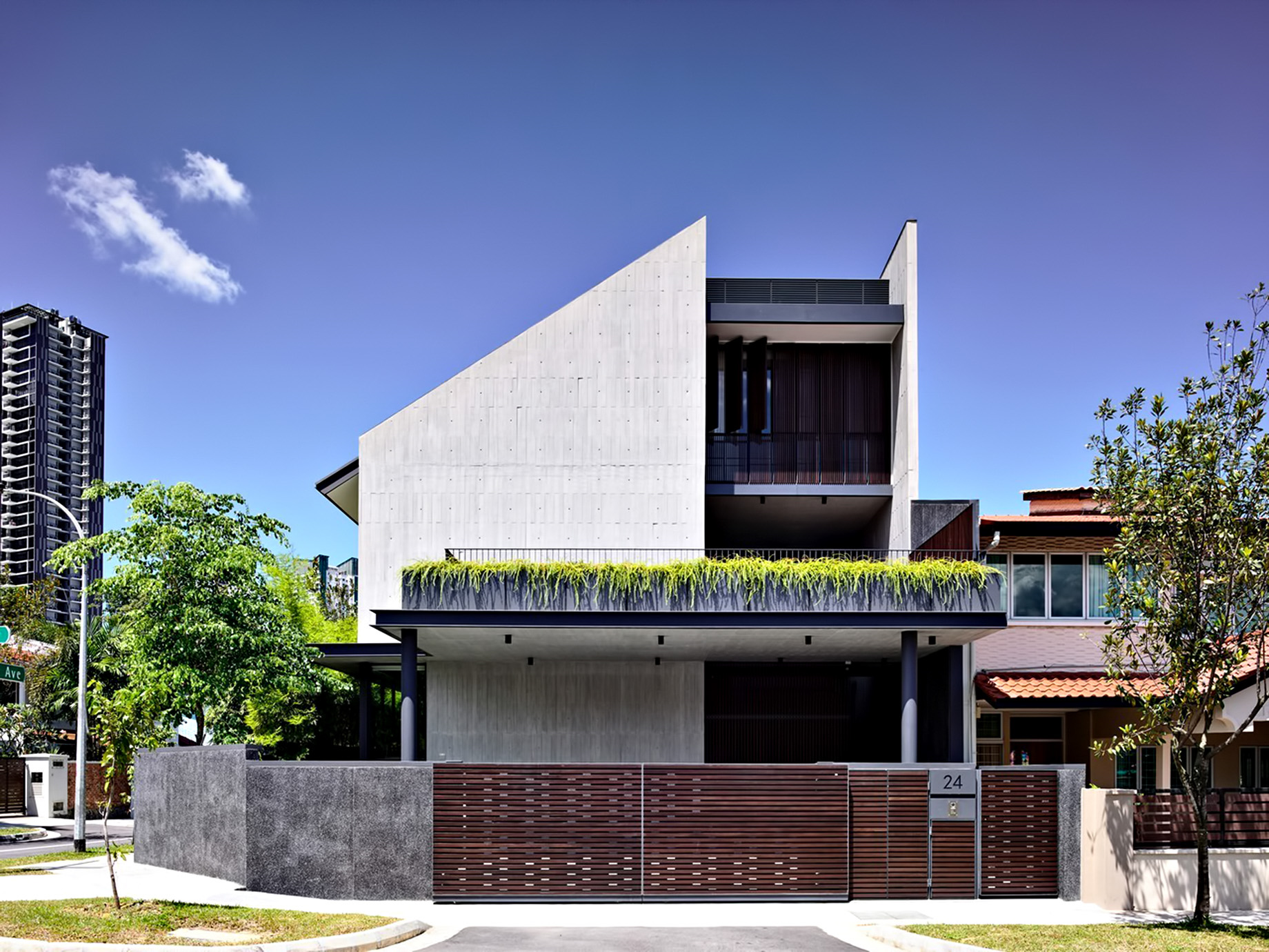 Cascading Courts Luxury House – Faber Drive, Singapore