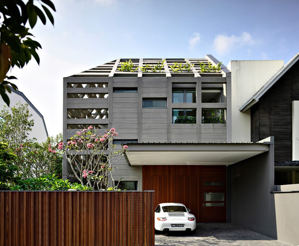 Concrete Light House Residence - Greenleaf Drive, Singapore