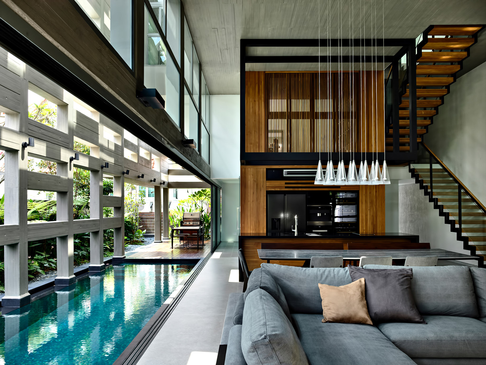 Concrete Light House Residence - Greenleaf Drive, Singapore