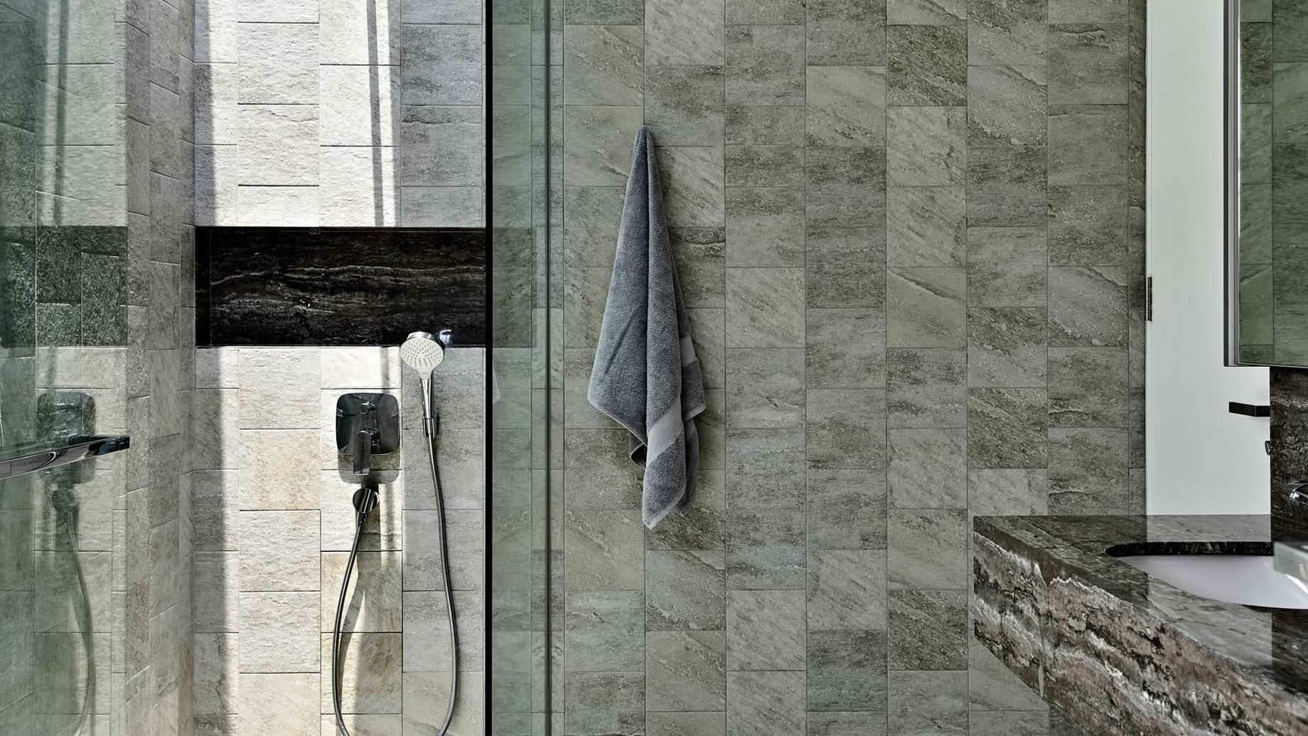 Photos Page 8 The Pinnacle List