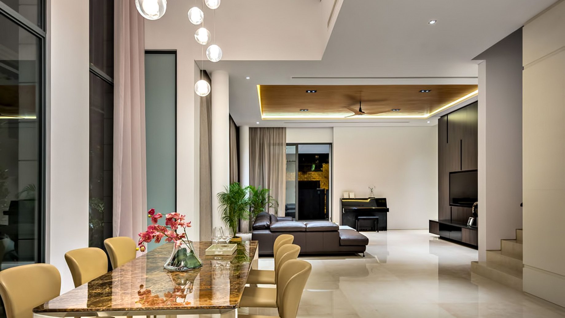 Modern Dining – The Pinnacle List