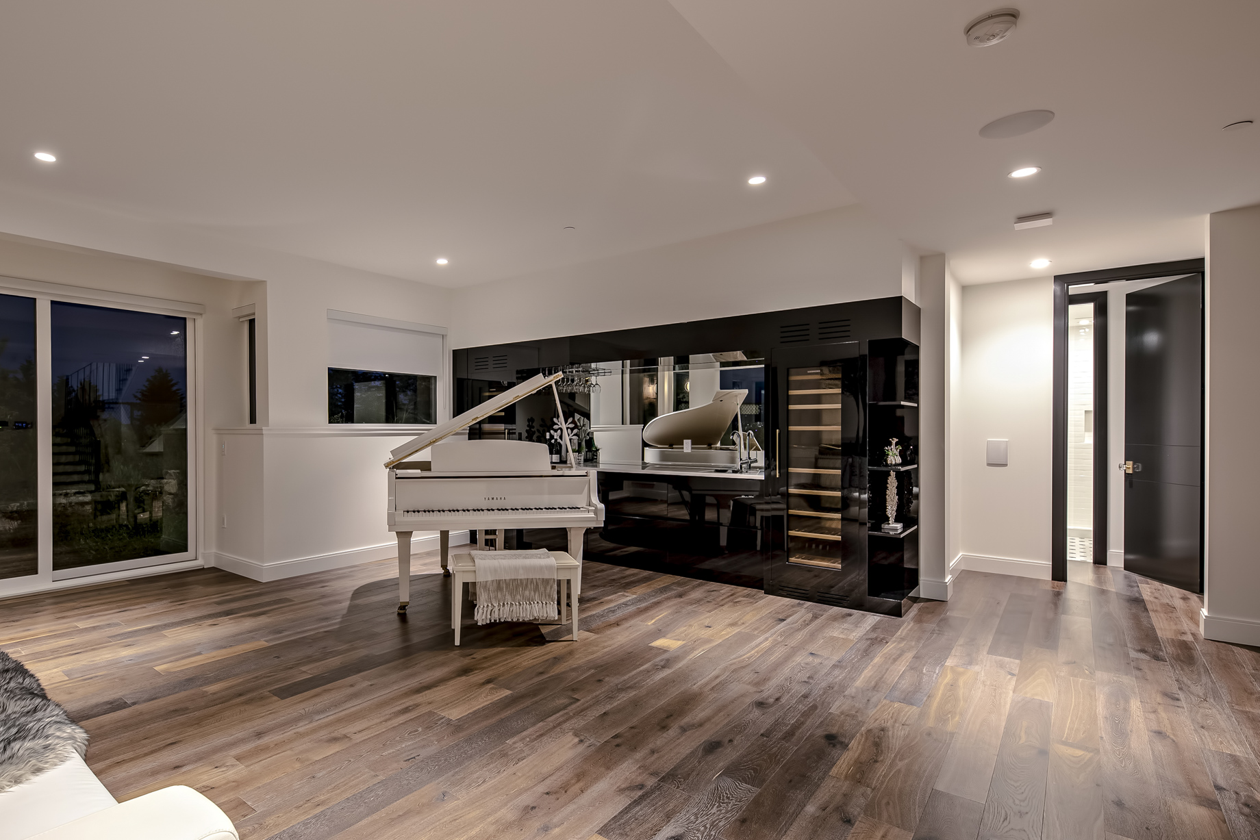 2121 Union Court, West Vancouver, BC, Canada - Entertainment Room - Luxury Real Estate - West Coast Modern Home