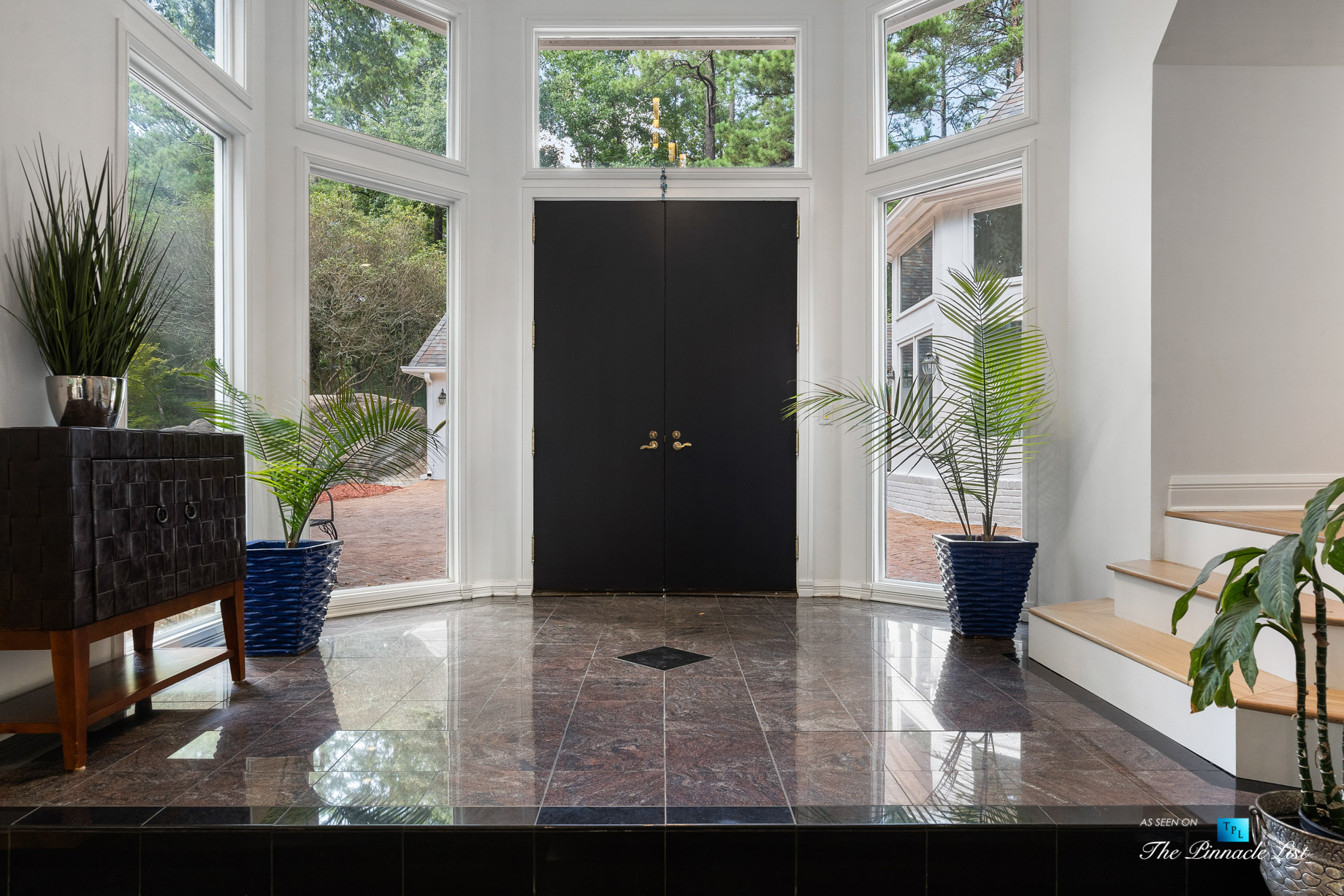 3906 Paces Ferry Rd NW, Atlanta, GA, USA – Entrance Door Foyer – Luxury Real Estate – Buckhead Home